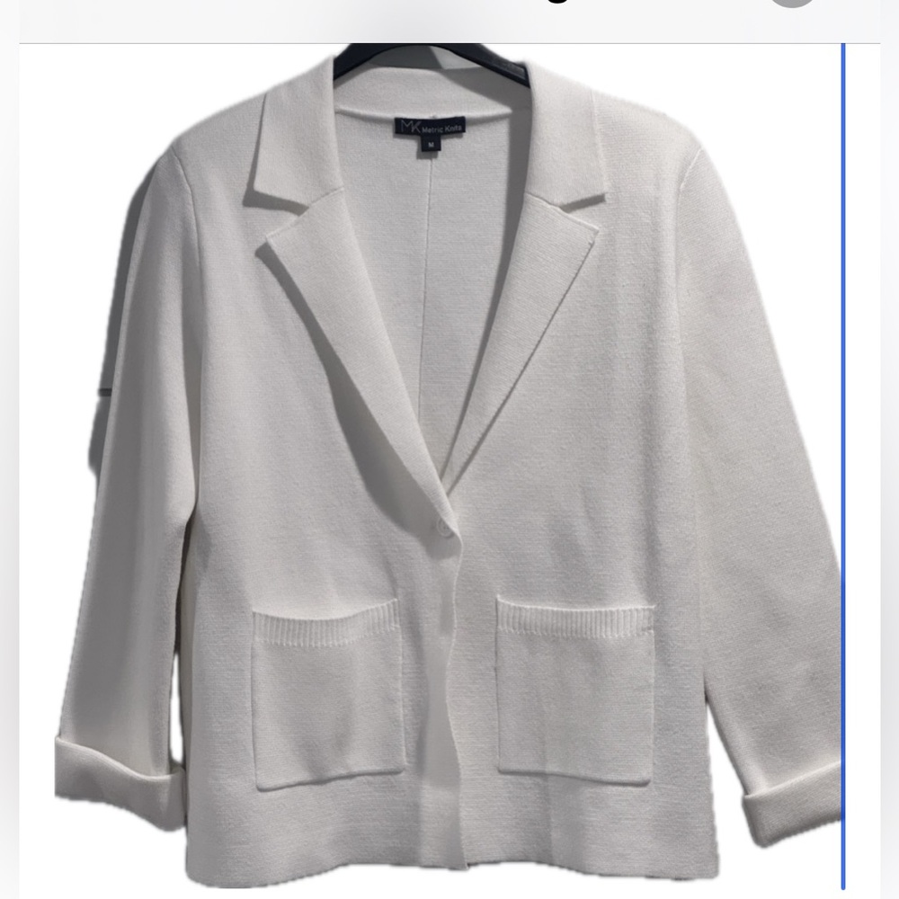 Chic White Blazer by MK Knits